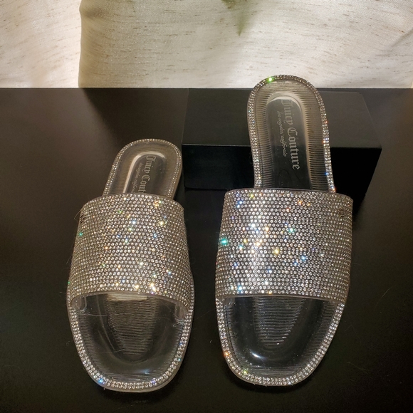 Juicy Couture clear rhinestone embellished sandals / slides - Picture 3 of 3